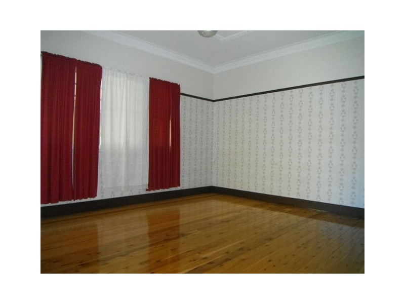12 Suffolk Street, East Toowoomba QLD 4350