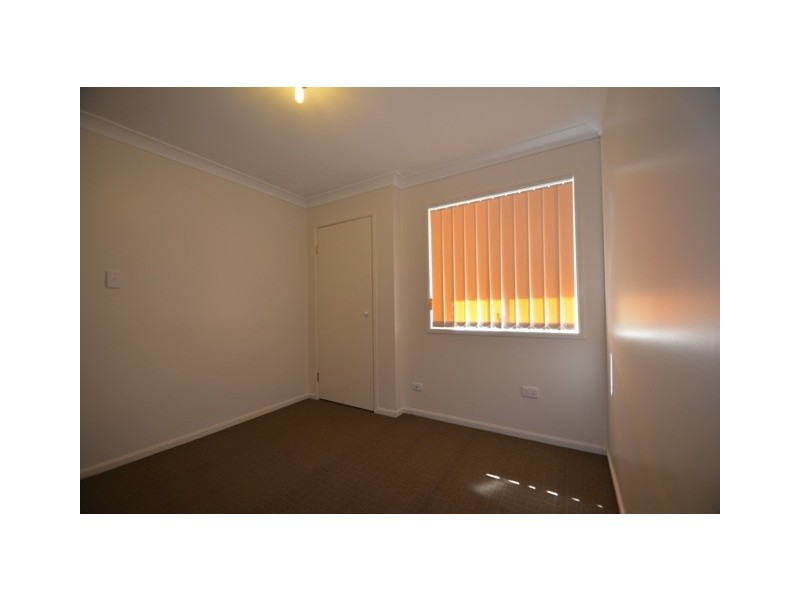 31 Fry Street, Middle Ridge QLD 4350