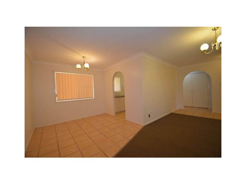 31 Fry Street, Middle Ridge QLD 4350