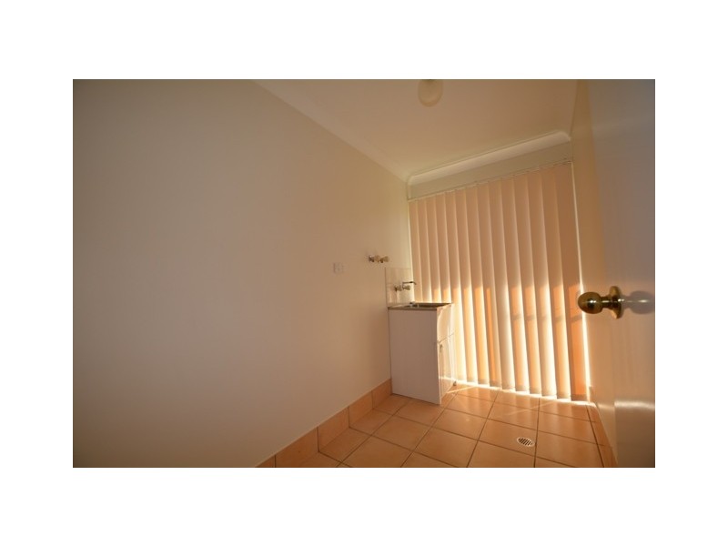 31 Fry Street, Middle Ridge QLD 4350