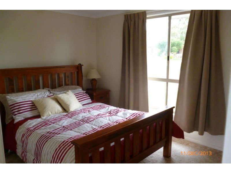 7 Russell Court, Wyreema QLD 4352