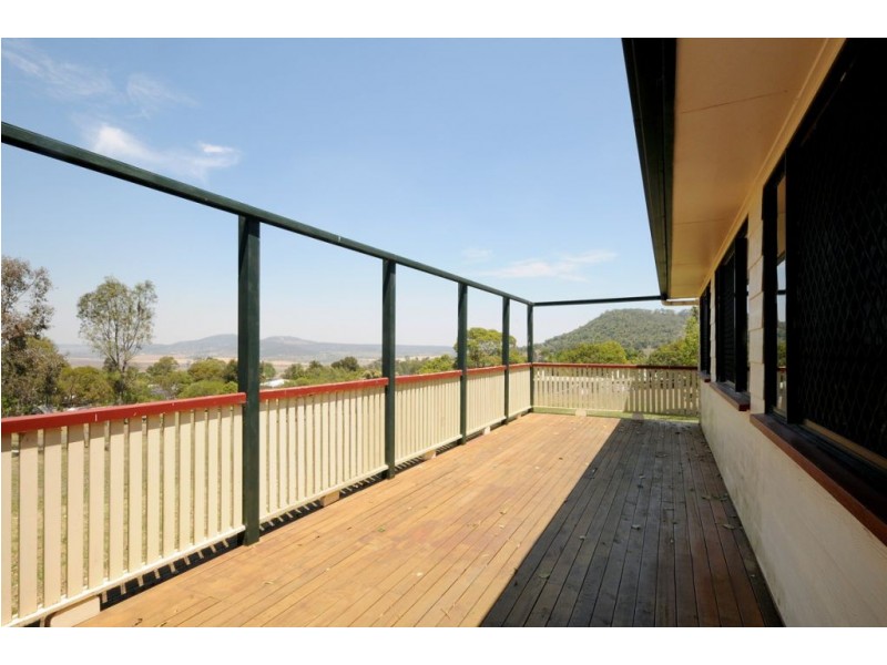 1 Paspaullum Court, Meringandan QLD 4352