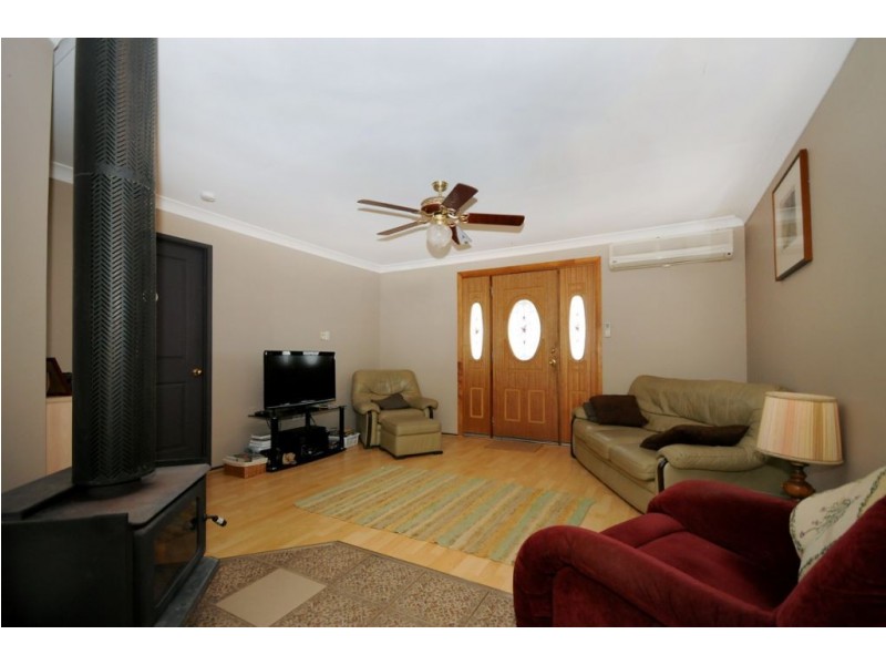 1 Paspaullum Court, Meringandan QLD 4352