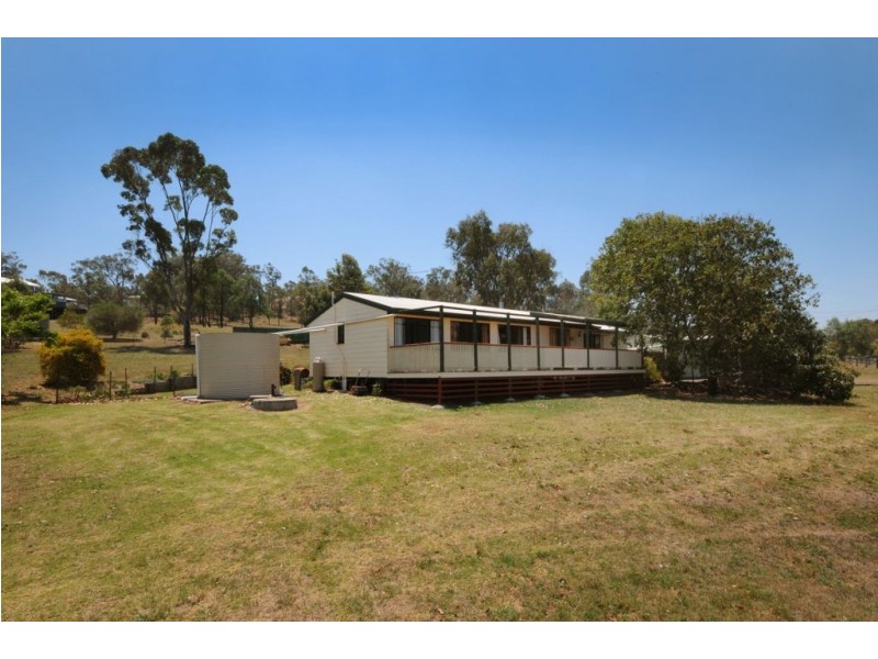 1 Paspaullum Court, Meringandan QLD 4352