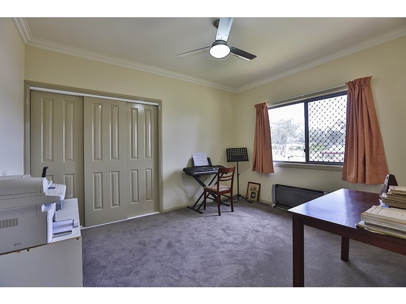 83 Highland Park Road, Meringandan West QLD 4352