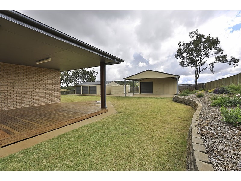 83 Highland Park Road, Meringandan West QLD 4352