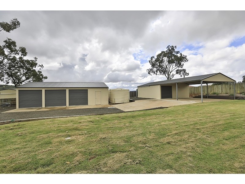 83 Highland Park Road, Meringandan West QLD 4352