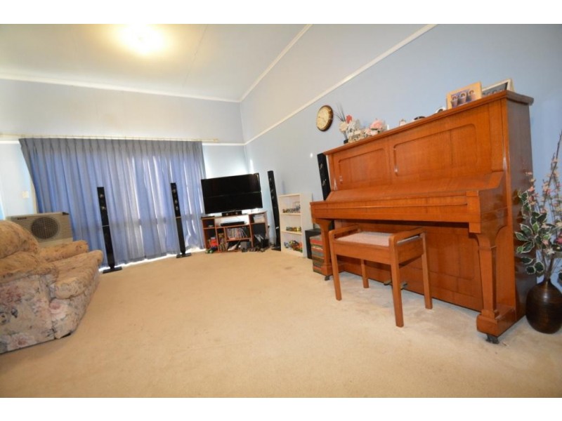 6 Rody Burke Road, Gowrie Junction QLD 4352