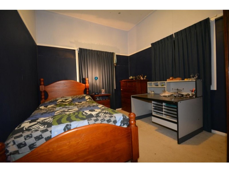 6 Rody Burke Road, Gowrie Junction QLD 4352