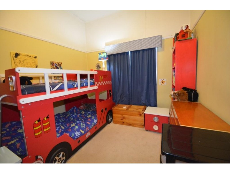 6 Rody Burke Road, Gowrie Junction QLD 4352