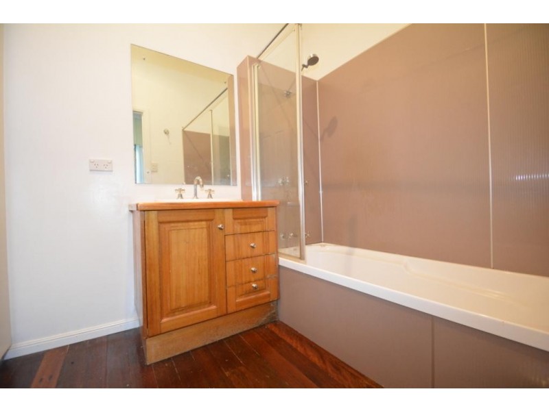 6 Rody Burke Road, Gowrie Junction QLD 4352