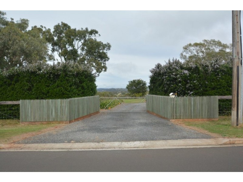 6 Rody Burke Road, Gowrie Junction QLD 4352