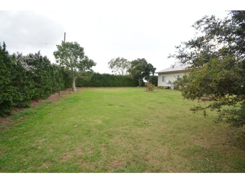 6 Rody Burke Road, Gowrie Junction QLD 4352