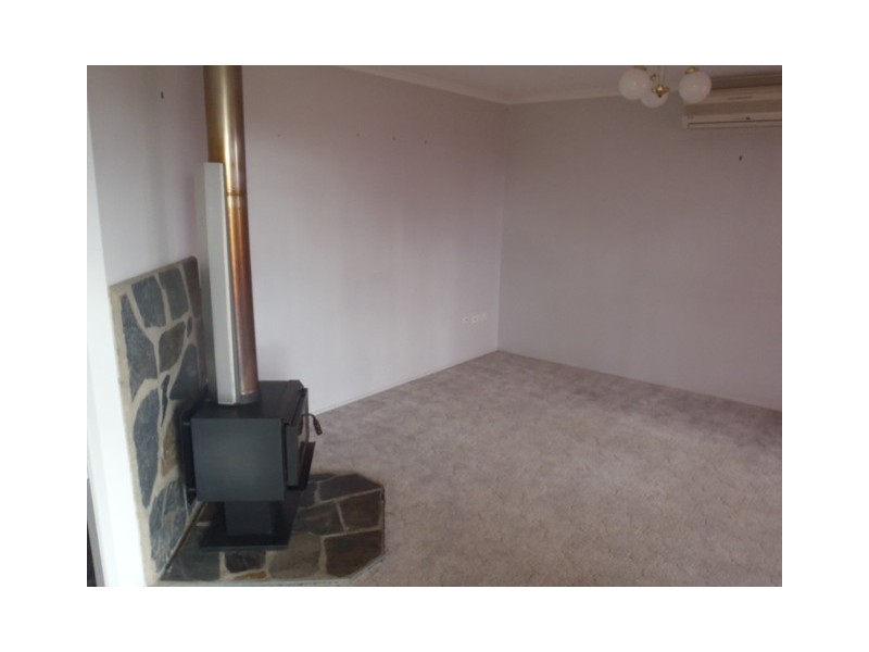 2 Railway Street, Cambooya QLD 4358