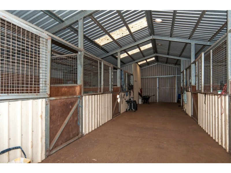 109 Bunkers Hill School Road, Westbrook QLD 4350