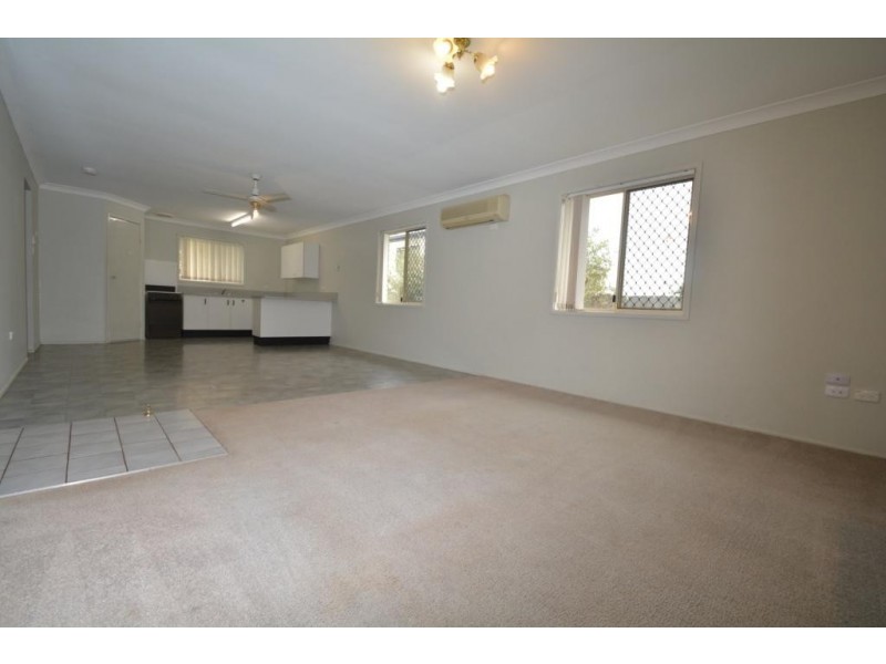 14 Pascoe Lane, Mount Lofty QLD 4350