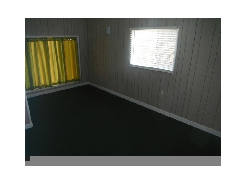 15 Regent Street, Darling Heights QLD 4350