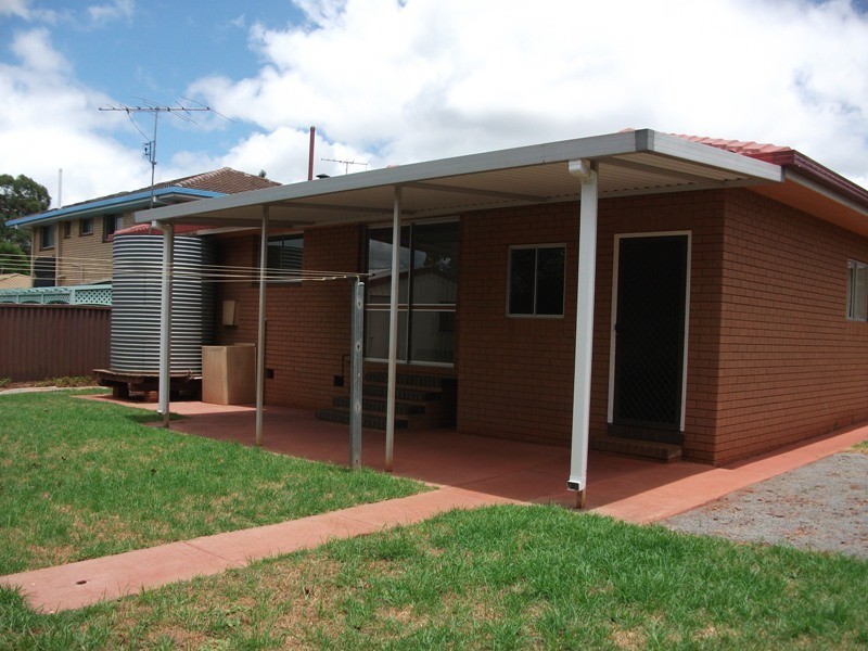 15 Regent Street, Darling Heights QLD 4350