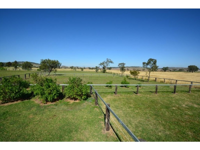 26 Jordan Court, Charlton QLD 4350