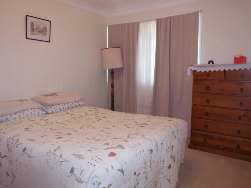 7 Peters Road, Meringandan West QLD 4352