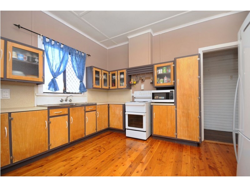 34 Glenvale Road, Harristown QLD 4350