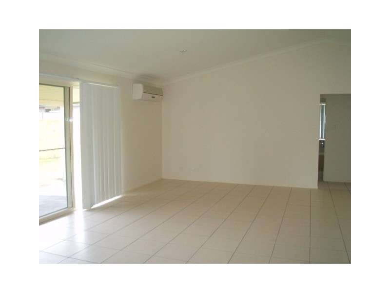 14 Moorina Drive, Glenvale QLD 4350