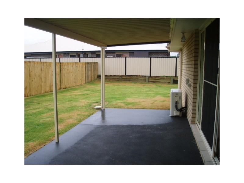 14 Moorina Drive, Glenvale QLD 4350