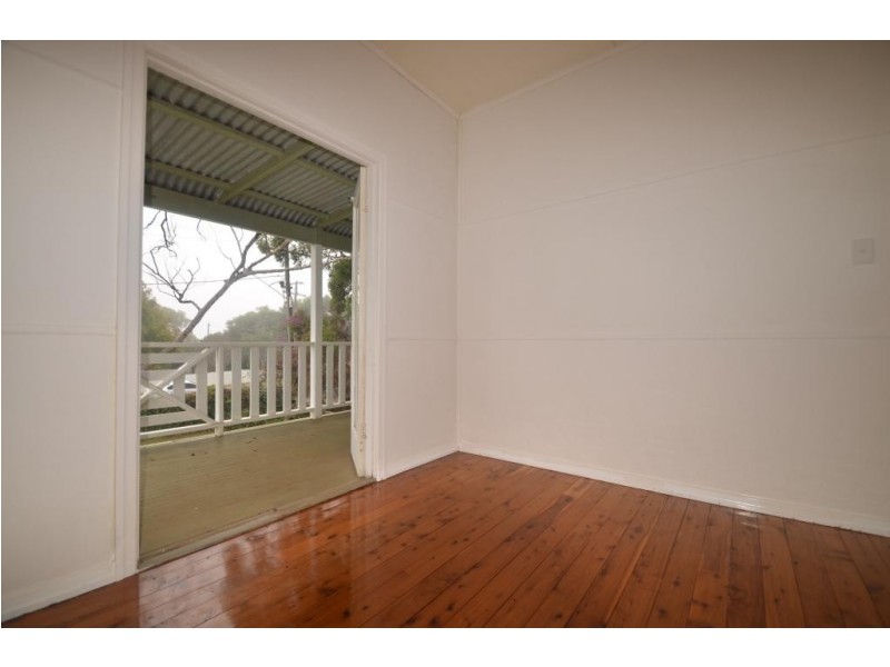 120 Spring Street, Middle Ridge QLD 4350