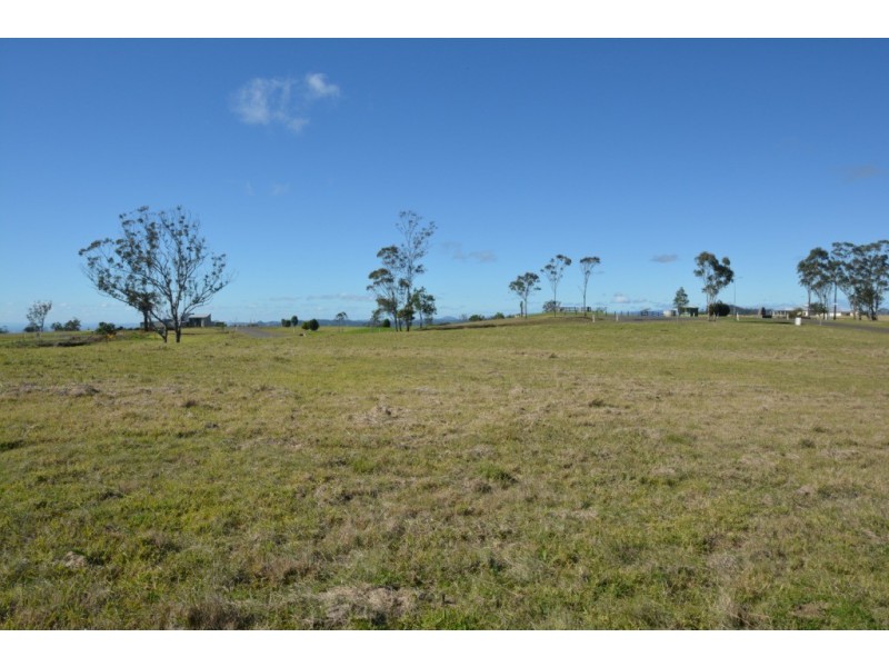 2 Sherlock Close, Preston QLD 4352