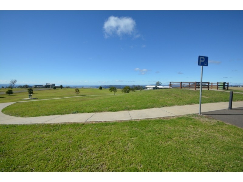2 Sherlock Close, Preston QLD 4352