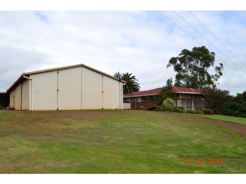 252 Meringandan Road, Kleinton QLD 4352