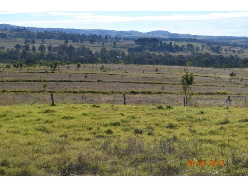 209 Pechey-Forestry Road, Crows Nest QLD 4355