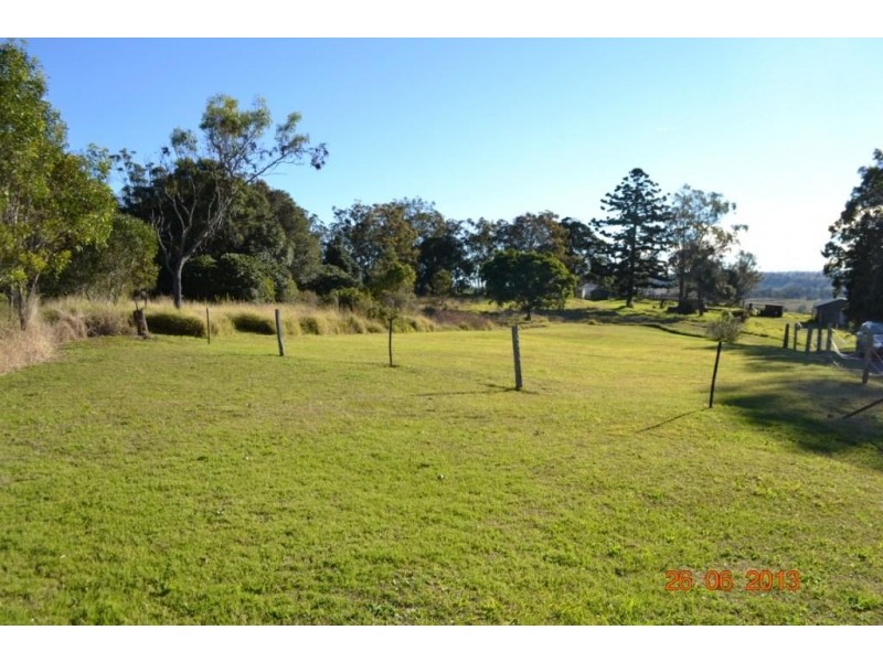 209 Pechey-Forestry Road, Crows Nest QLD 4355
