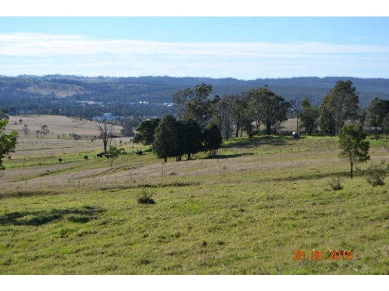 209 Pechey-Forestry Road, Crows Nest QLD 4355