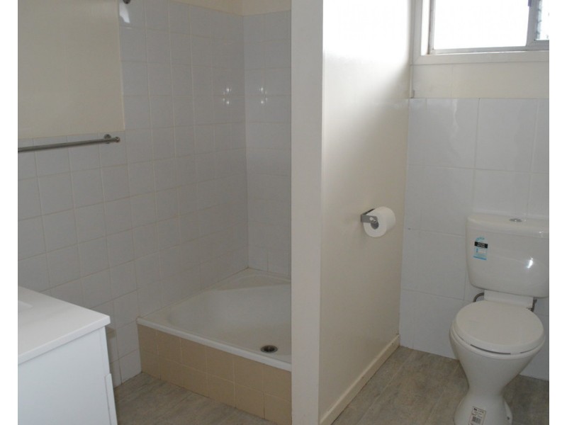 2/5 Jarrah Street, East Toowoomba QLD 4350