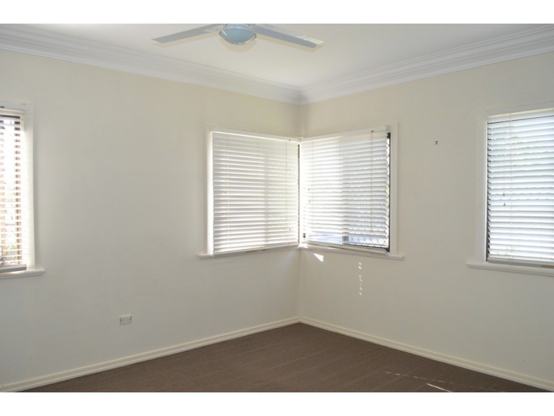 14 Miller Street, Harristown QLD 4350