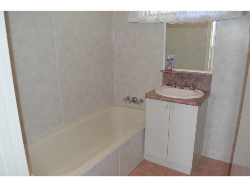 14 Miller Street, Harristown QLD 4350