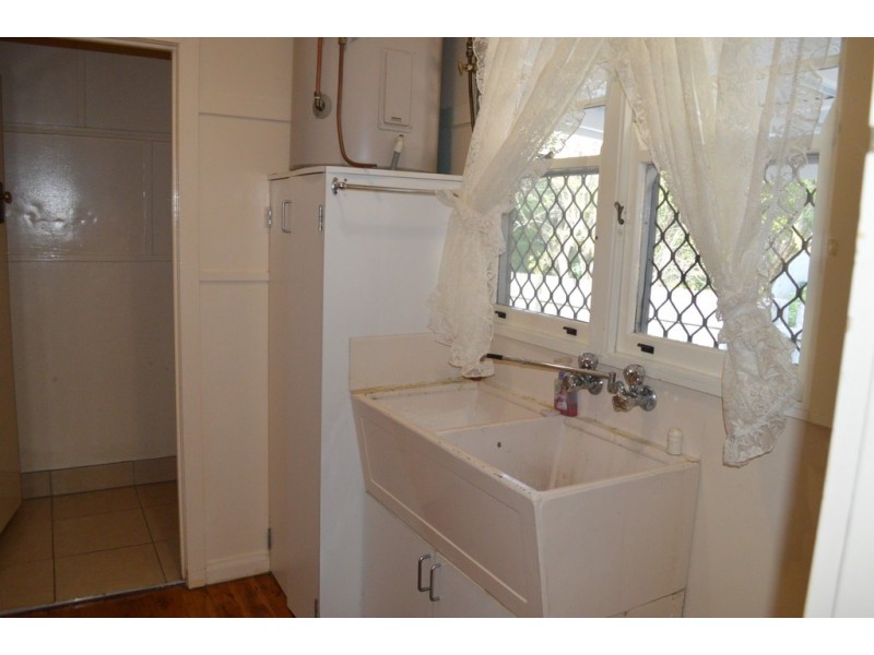 14 Miller Street, Harristown QLD 4350