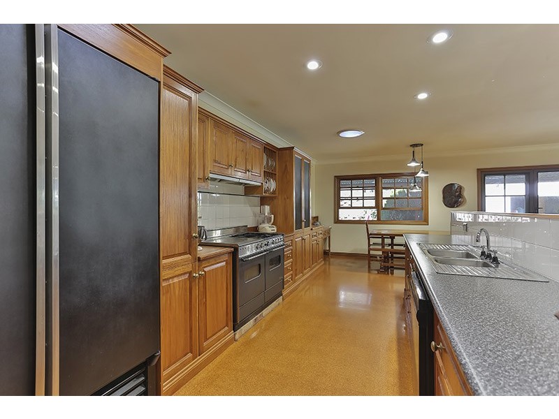 874 Blanchview Road, Silver Ridge QLD 4352