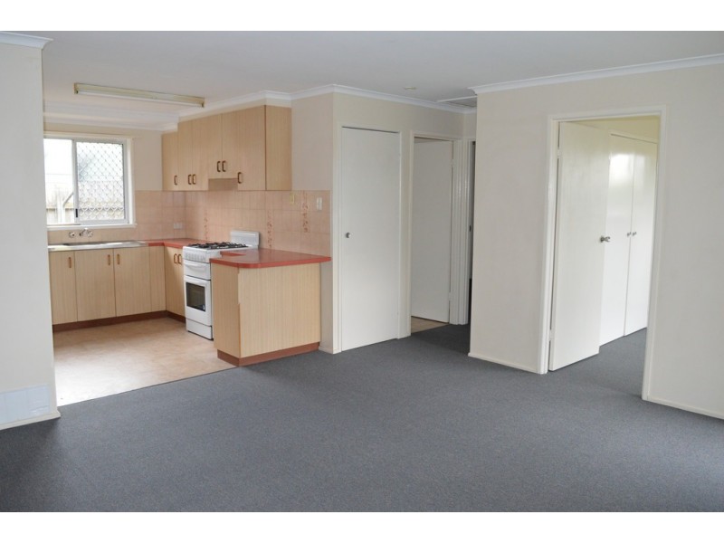 2/17 Schultz Street, Kearneys Spring QLD 4350