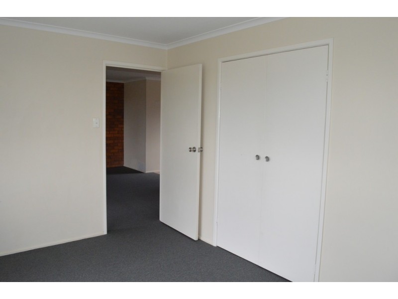 2/17 Schultz Street, Kearneys Spring QLD 4350