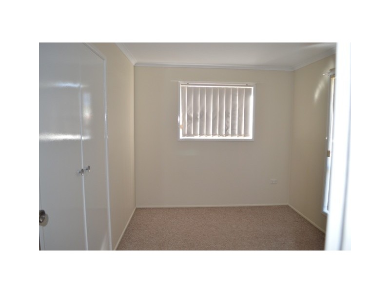 2/17 Schultz Street, Kearneys Spring QLD 4350