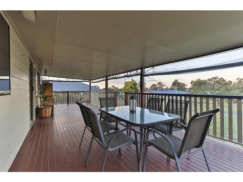 14 Highview Street, Meringandan West QLD 4352