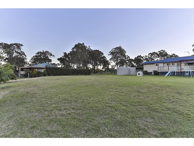 14 Highview Street, Meringandan West QLD 4352