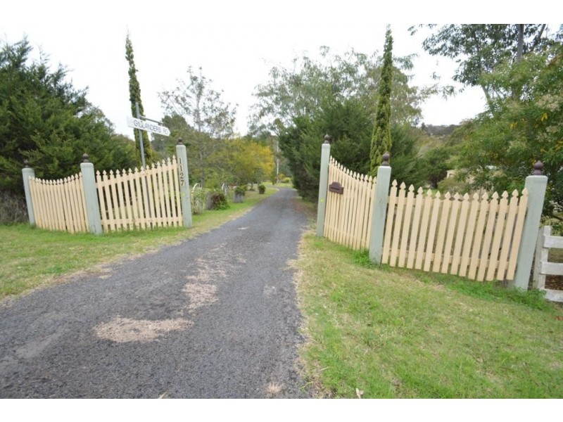 1127 Ruthven Street, Kearneys Spring QLD 4350