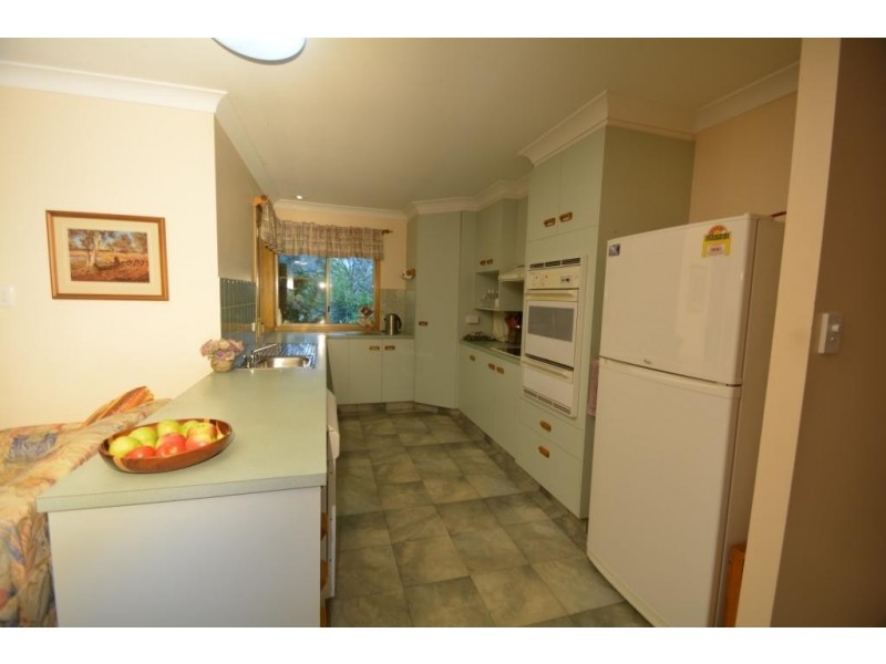 1127 Ruthven Street, Kearneys Spring QLD 4350