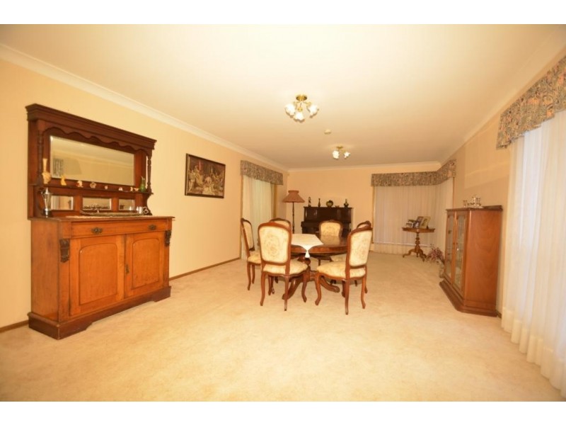 1127 Ruthven Street, Kearneys Spring QLD 4350