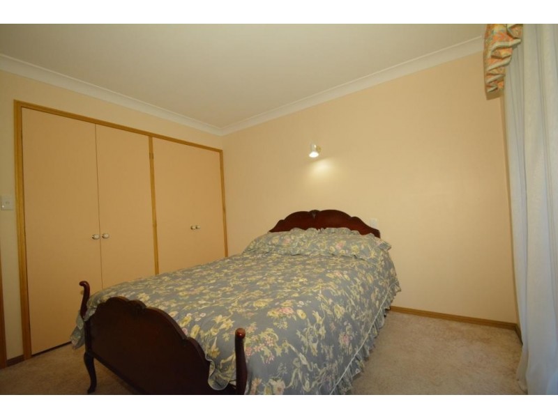 1127 Ruthven Street, Kearneys Spring QLD 4350