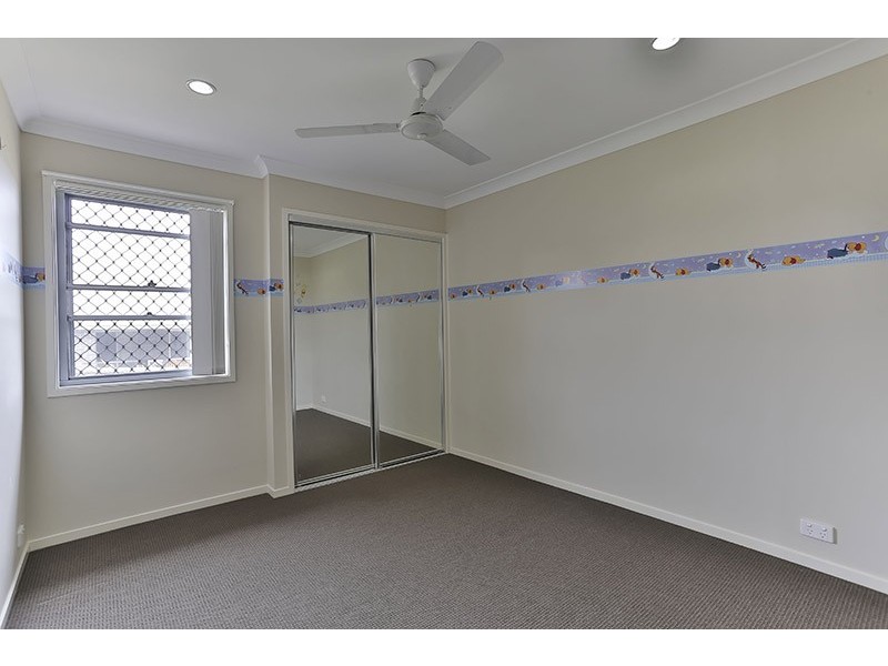 4 Kingfisher Court, Meringandan West QLD 4352