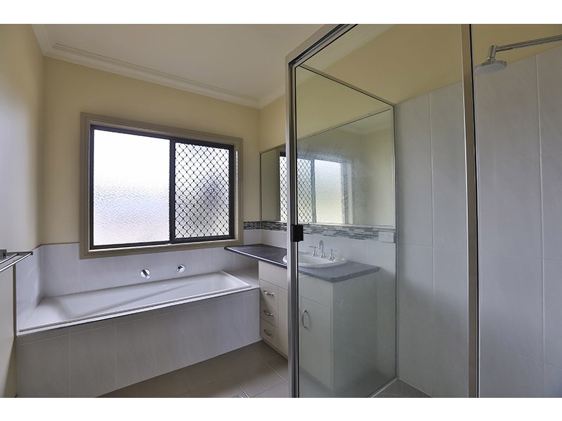 83 Highland Park Road, Meringandan West QLD 4352